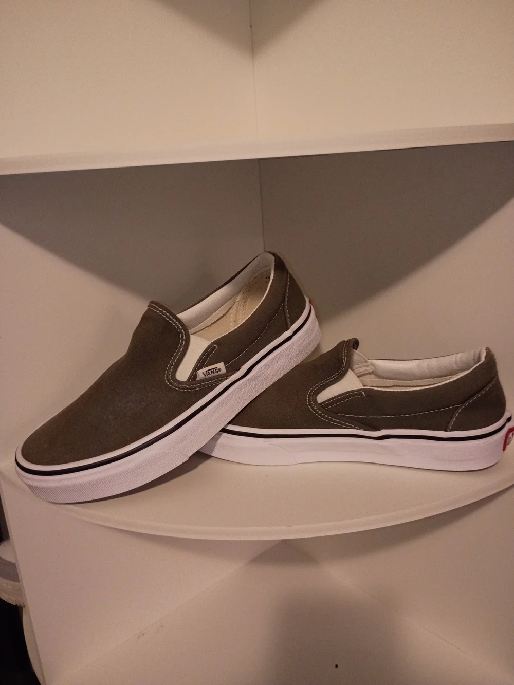 Vans Men's Slip-On Casual Shoe in Olive